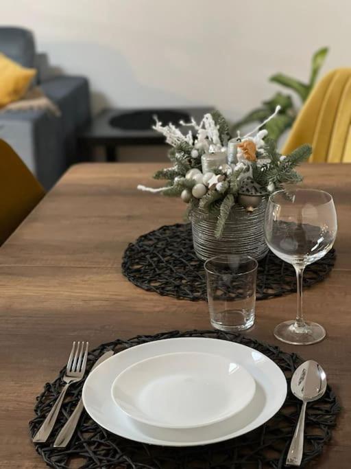Apartament La Casa Тимишоара Экстерьер фото
