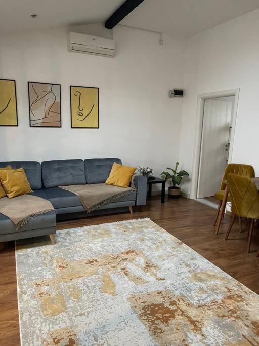 Apartament La Casa Тимишоара Экстерьер фото